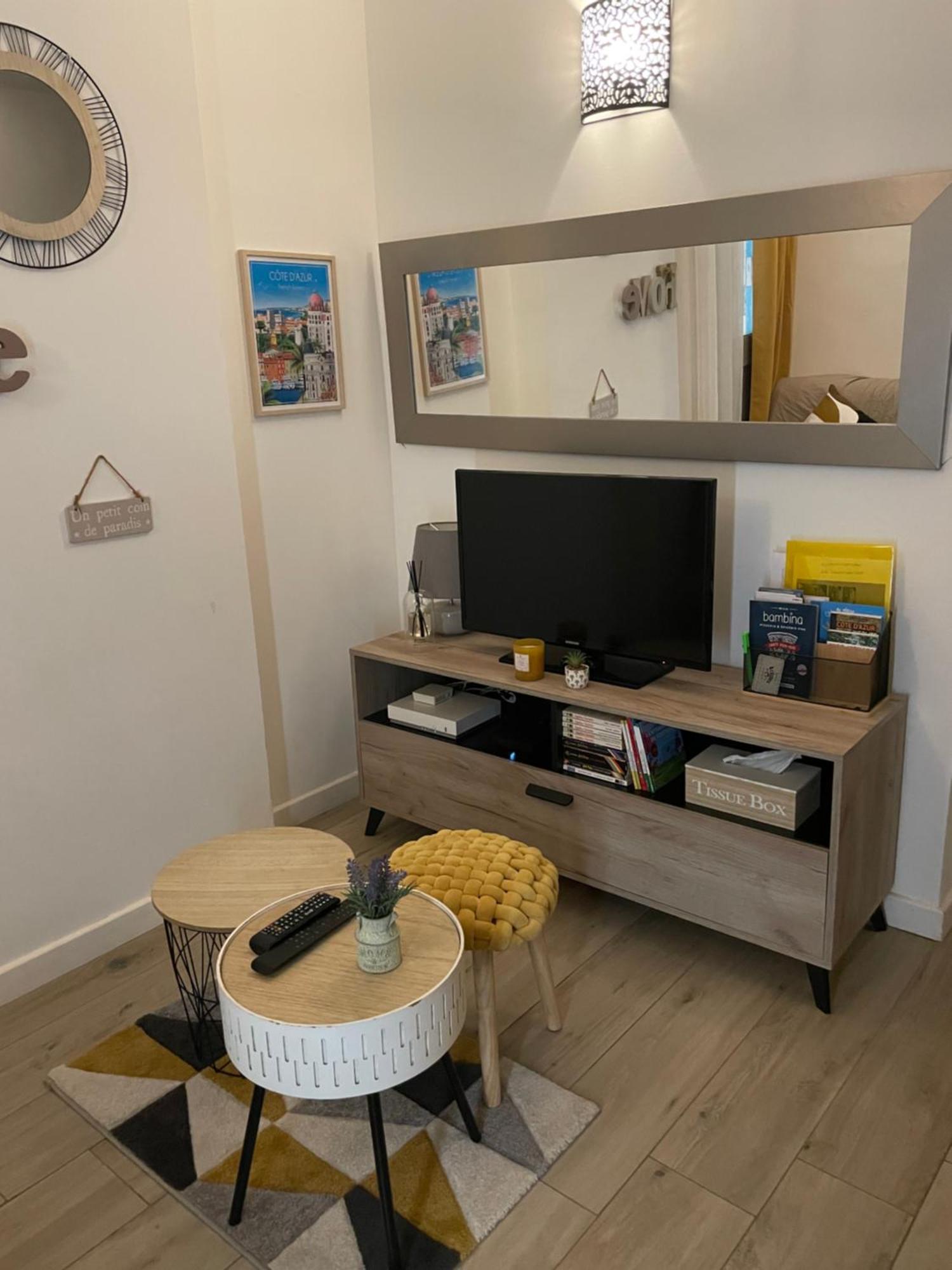 Nice, Seaside Apartment Екстериор снимка